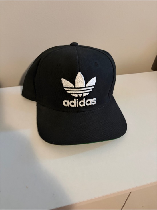 adidas Other - adidas Black Snapback Hat with White Trefoil Patch